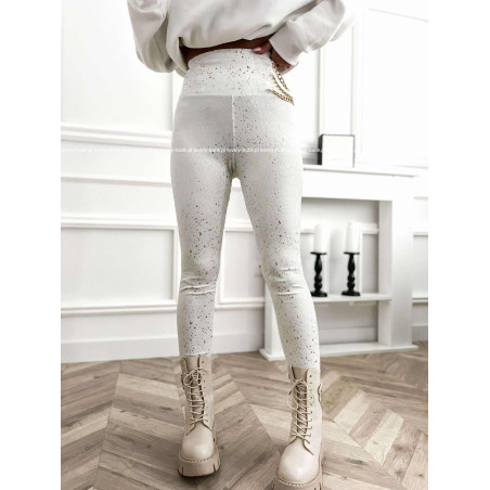 LEGGINSY WELUROWE ZE ZŁOTYMI DODATKAMI IN ŁAŃCUSZKAMI BIAŁE
