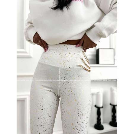 LEGGINSY WELUROWE ZE ZŁOTYMI DODATKAMI IN ŁAŃCUSZKAMI BIAŁE