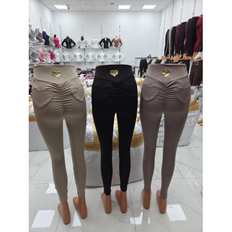 MODELUJĄCE LEGGINSY MEGA PUSH UP Z SERDUSZKIEM