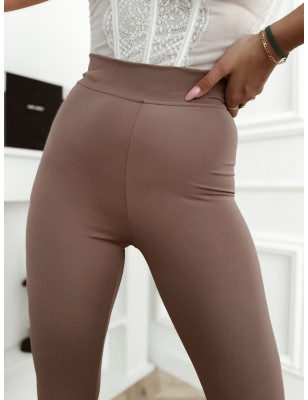 MODELUJĄCE LEGGINSY MEGA PUSH UP Z SERDUSZKIEM