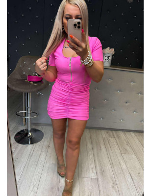 MODELUJĄCA SUKIENKA Z MARSZCZENIAMI LYCRA CUKIEREK