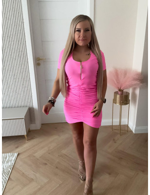 MODELUJĄCA SUKIENKA Z MARSZCZENIAMI LYCRA CUKIEREK