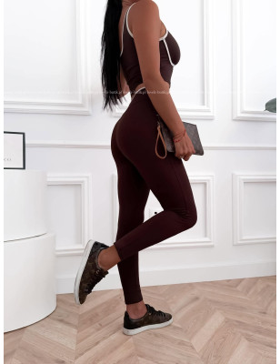 Kopie von KOMPLET SPORTOWY Z LAMPASAMI TOP I LEGGINSY