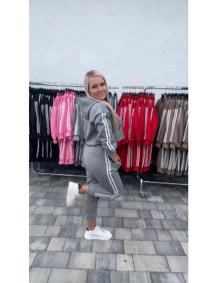 Kopie von Kopie von Kopie von Kopie von Kopie von Kopie von KOMPLET DRESOWY Z LAMPASAMI BLUZA I SPODNIE CUKIEREK
